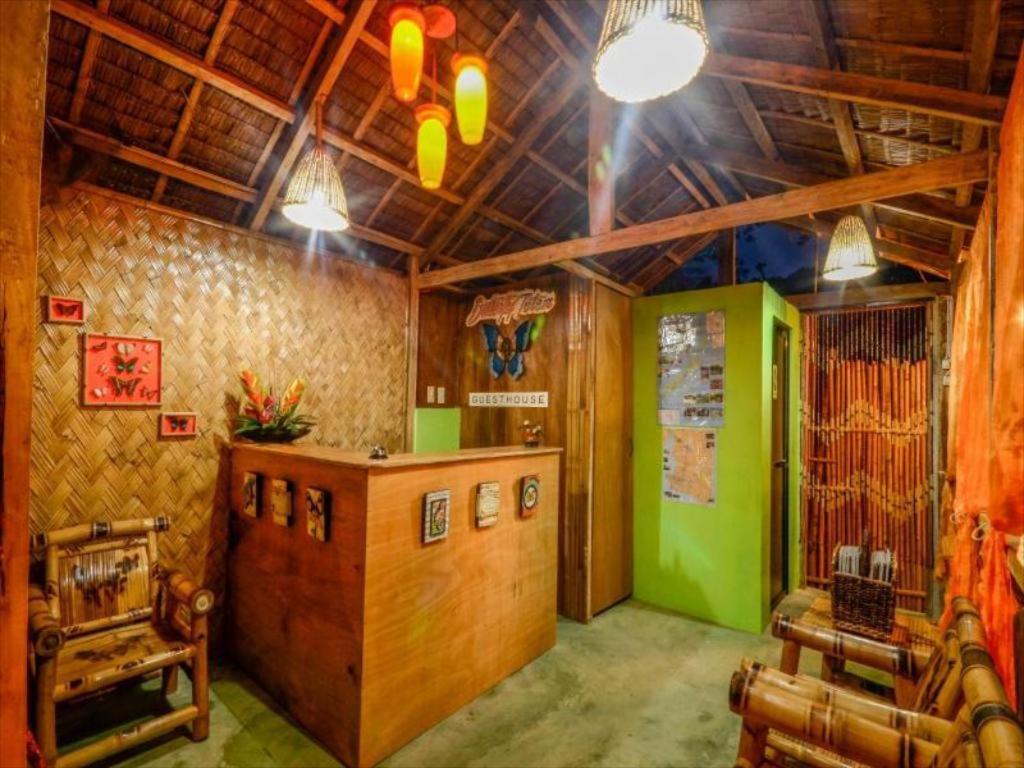 Oyo 622 Butterfly Totem Guesthouse Puerto Princesa Exterior foto